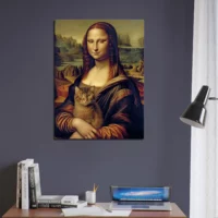 mona lisa tenant un chat dans ses bras
