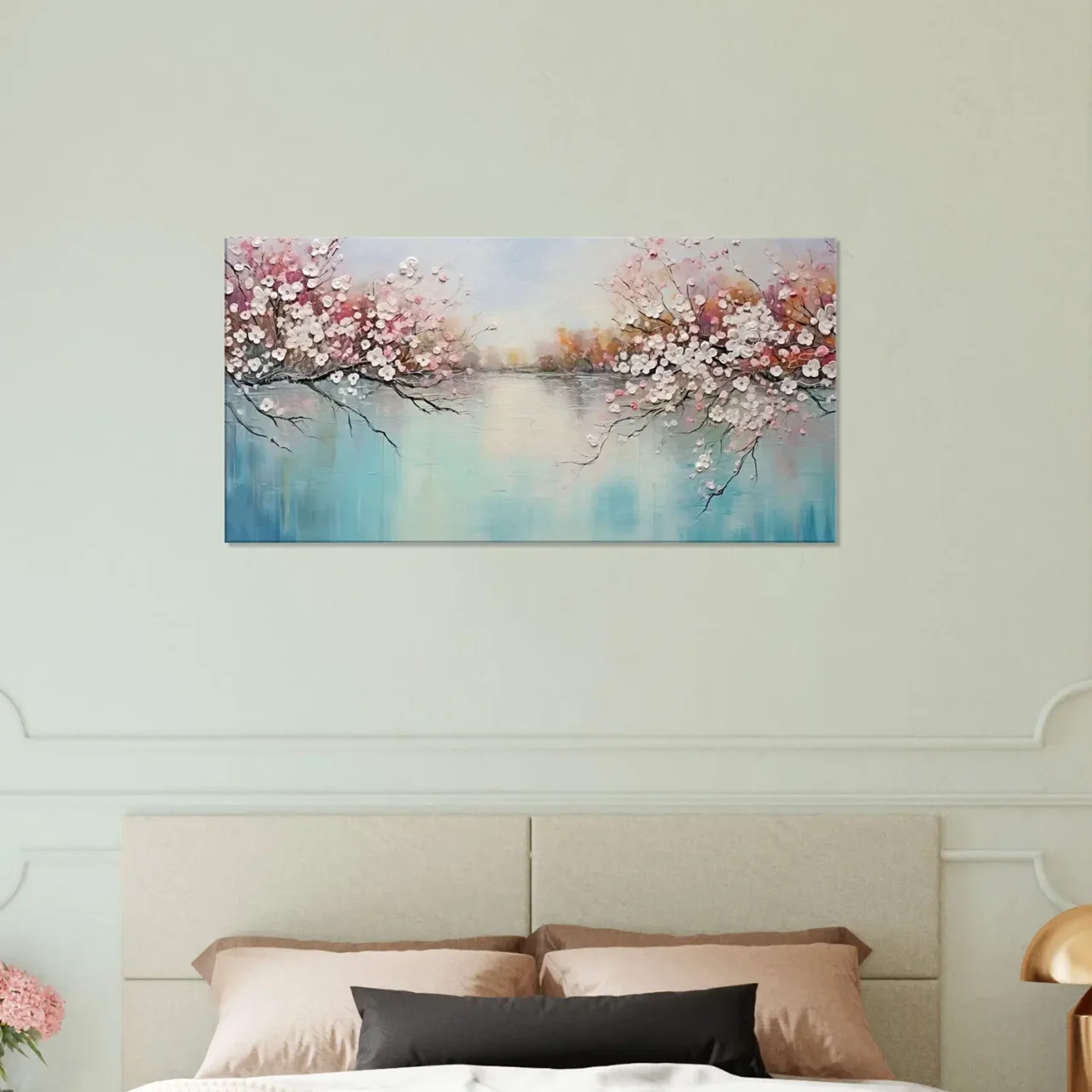 arbres fleuris sur lac paisible