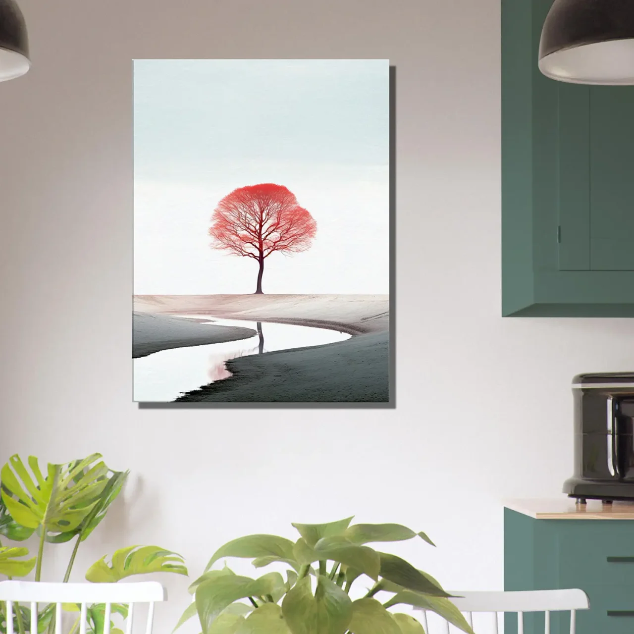 arbre rouge seul sur le sable