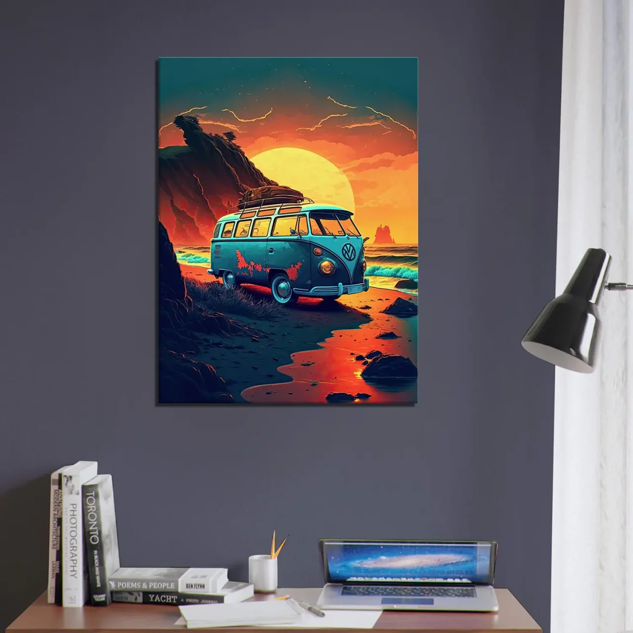 van au coucher de soleil sur la plage