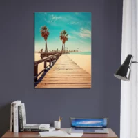 chemin de bois le long de la plage