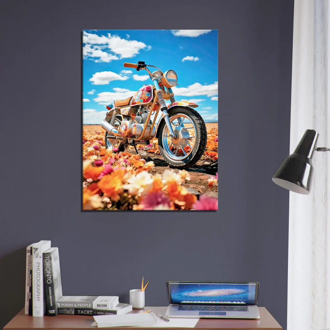 Cadre moto colorée sur tapis de fleurs moto colorée sur tapis de fleurs