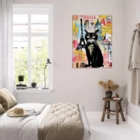 Elégance Parisienne Chat sur Fond de Collage Urbain elégance parisienne chat sur fond de collage urbain